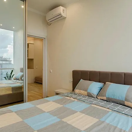 2-roomed With Living Odessza